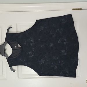 ALL IN MOTION WOMAN'S MUSCLE SHIRT XL